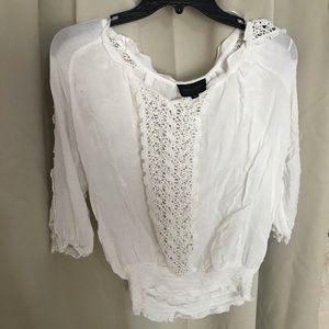 Lace quarter sleeve blouse